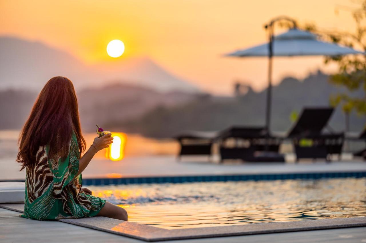 The Sanctuary Nam Ngum Beach Resort Vang Vieng Ngoại thất bức ảnh