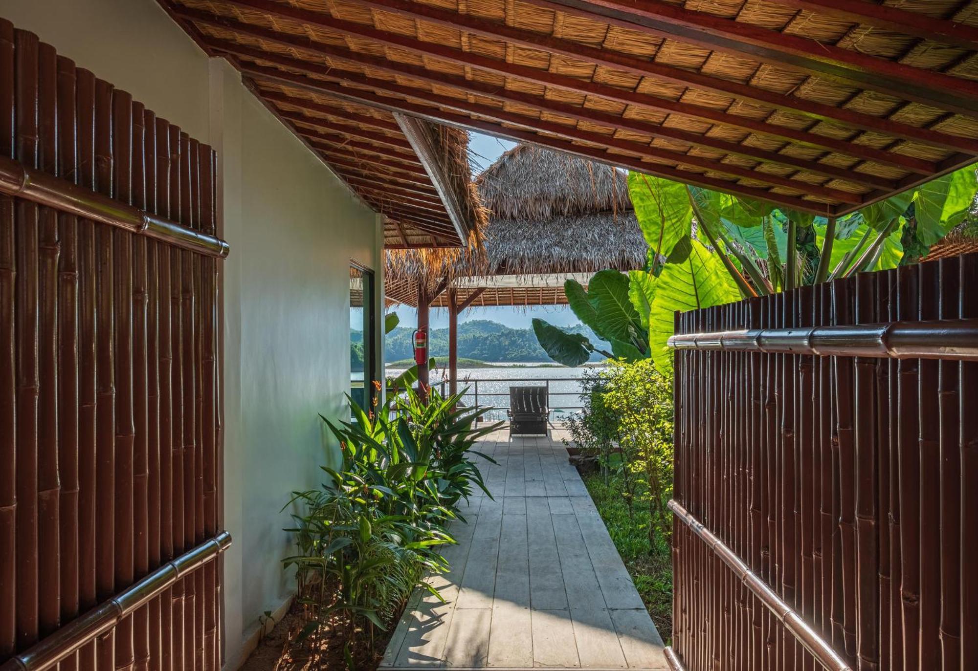 The Sanctuary Nam Ngum Beach Resort Vang Vieng Ngoại thất bức ảnh