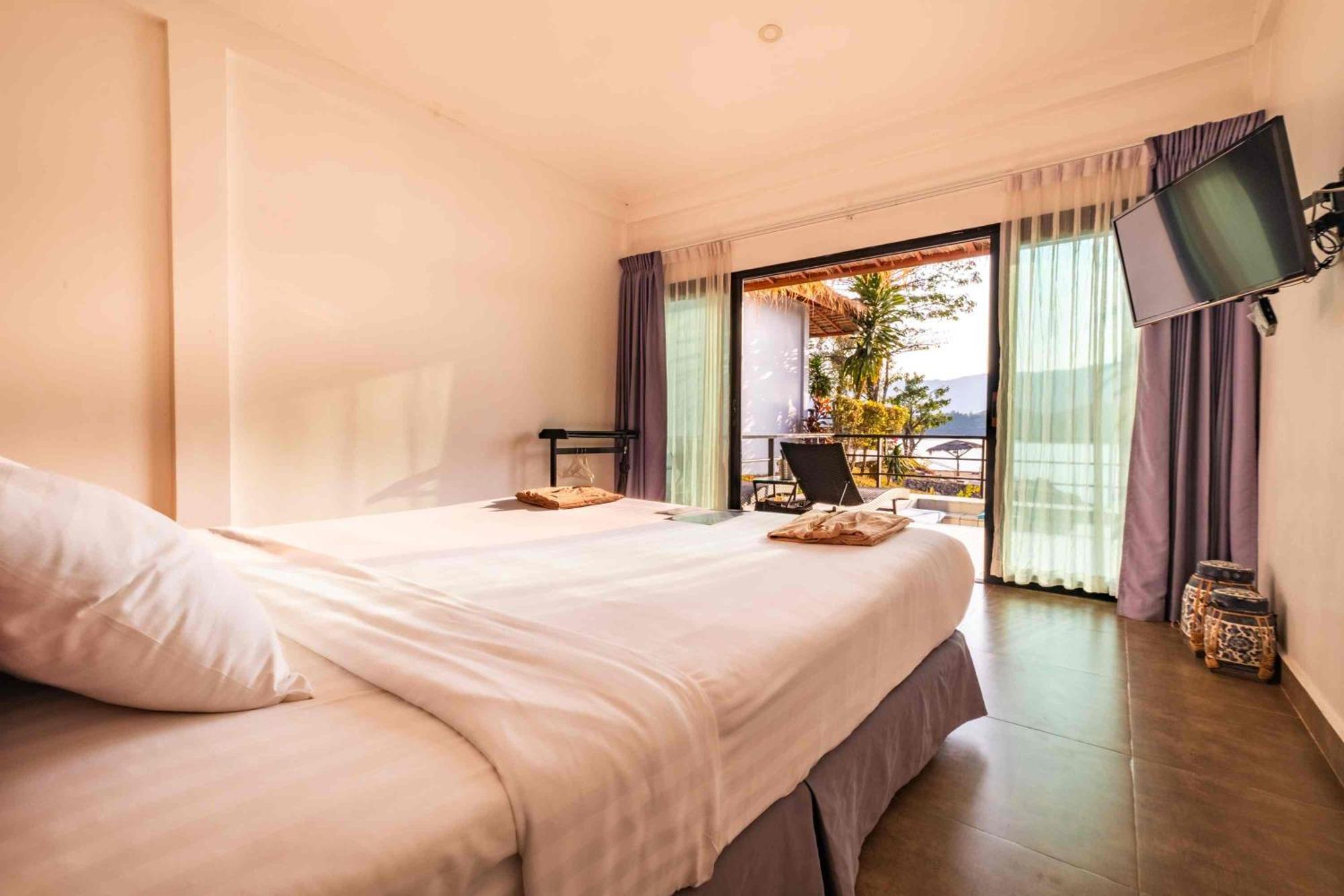 The Sanctuary Nam Ngum Beach Resort Vang Vieng Ngoại thất bức ảnh