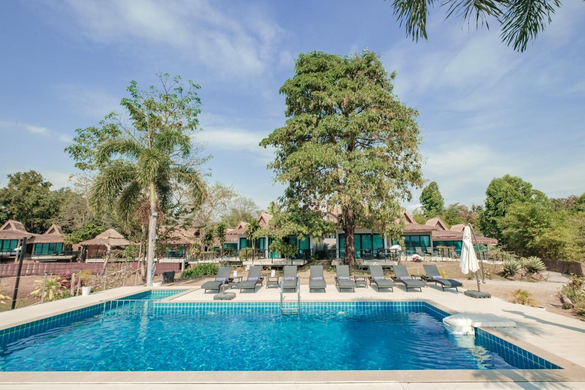 The Sanctuary Nam Ngum Beach Resort Vang Vieng Ngoại thất bức ảnh