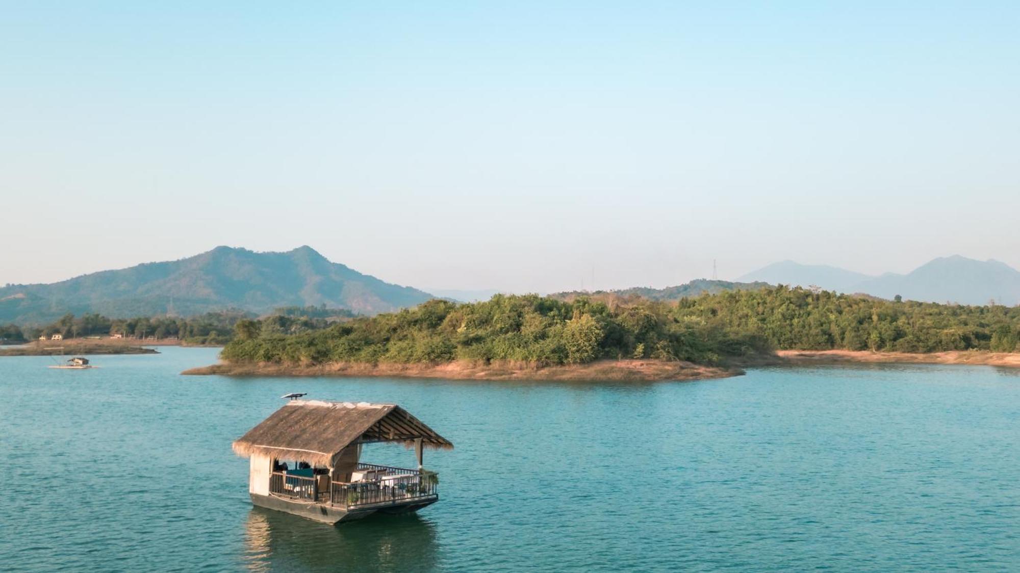 The Sanctuary Nam Ngum Beach Resort Vang Vieng Ngoại thất bức ảnh