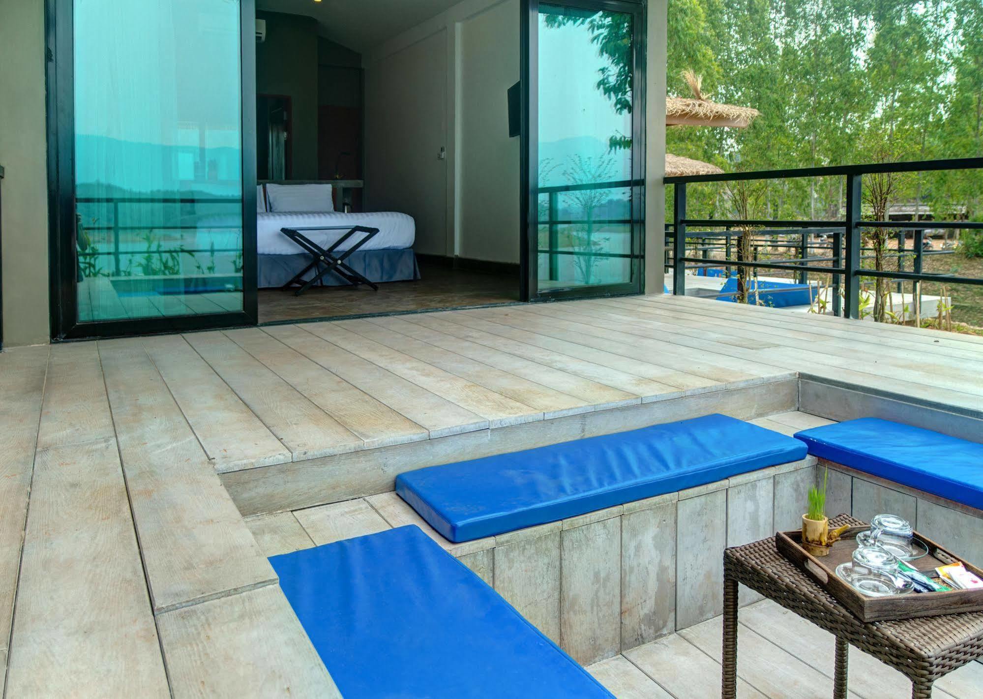 The Sanctuary Nam Ngum Beach Resort Vang Vieng Ngoại thất bức ảnh