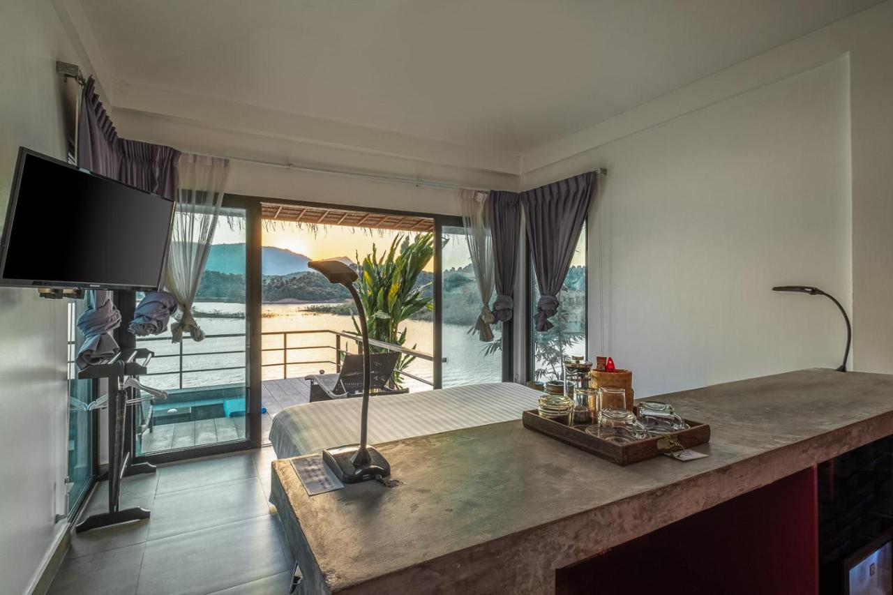 The Sanctuary Nam Ngum Beach Resort Vang Vieng Ngoại thất bức ảnh