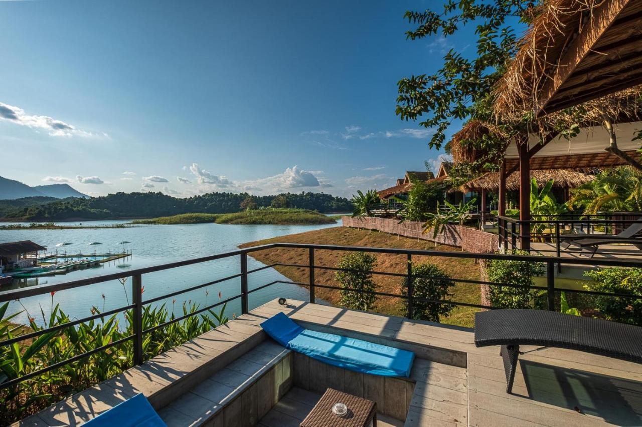 The Sanctuary Nam Ngum Beach Resort Vang Vieng Ngoại thất bức ảnh